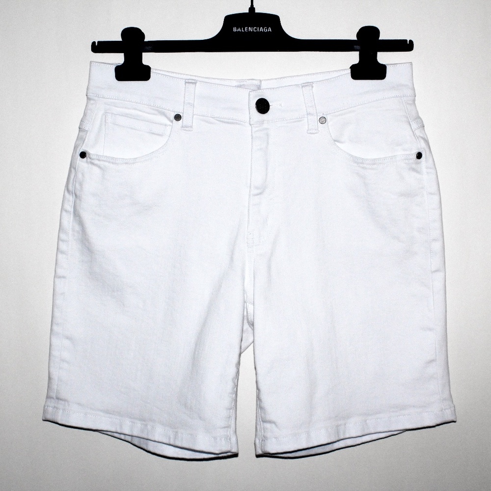 Cabi White Denim "Unwind" Shorts